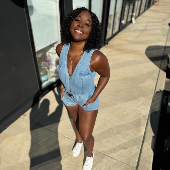 Short jeans romper - Picture 3 of 3